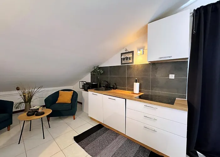 Lure With Sea View سيلو