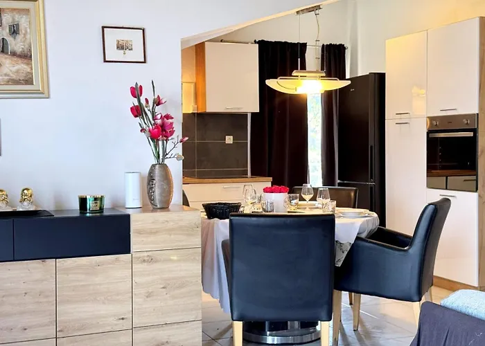 Lejlighed Lure With Sea View *