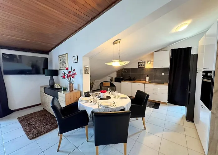 Lure With Sea View Appartement *
