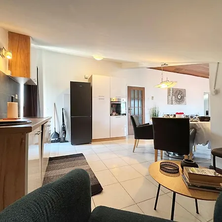 Апартаменты Lure With Sea View *