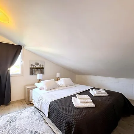Lure With Sea View Apartment Silo (Krk)
